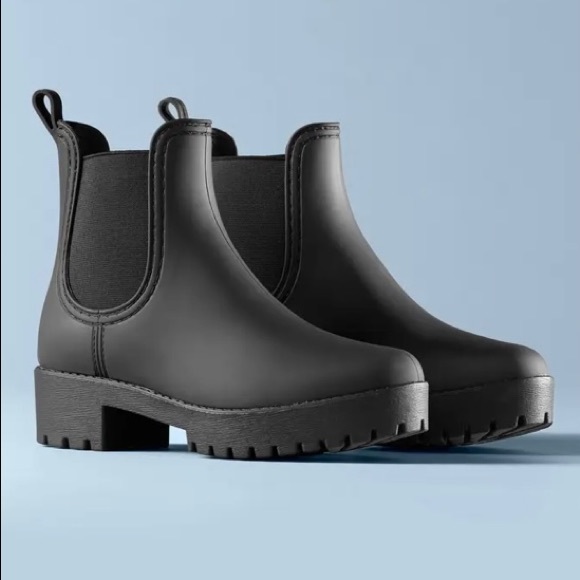 Size 9 Cloudy Waterproof Chelsea Rain Boot - Picture 1 of 7